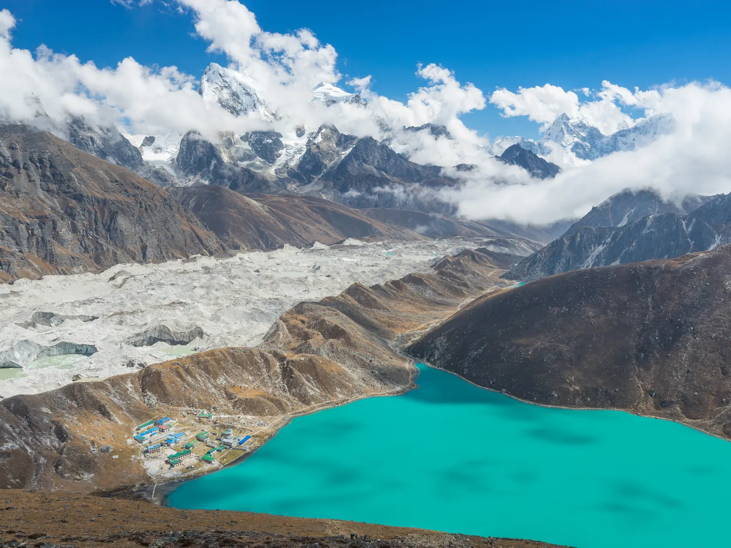 The turquoise lakes of Gokyo beneath Cho Oyu